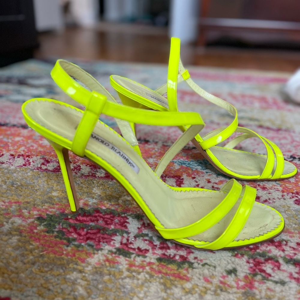 Neon Green Manolo Blahnik Heels - Picture 2 of 8